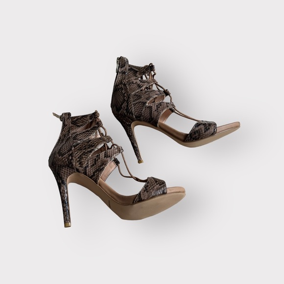 Escarpins à Talons Hauts Blossom - Dentelle Et Strass - Taille 6.5 US - Marron - Occasion